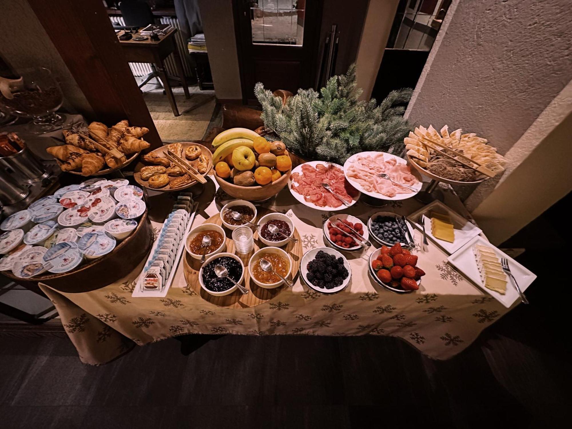 Le Samovar Guest House Breuil-Cervinia Luaran gambar